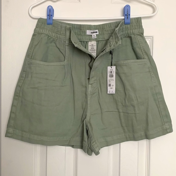 Garage Pants - Garage High Waisted Lightweight Mom Jean Shorts | Women’s Size S / US Size 5